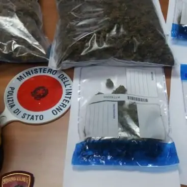 Giovane spacciatore arrestato nei pressi dell'Unical