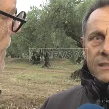 «La furia dell’acqua potrebbe aver strappato Nicolò dalle braccia della mamma»