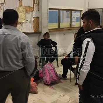 Roccella, sbarcati nella notte 12 iracheni