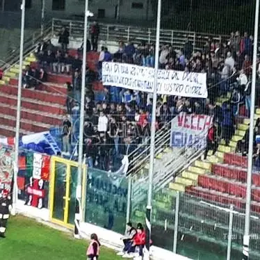 La Vibonese batte la Cavese. Vittoria dedicata a Stefania, Christian e Nicolò
