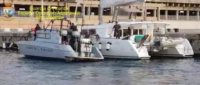 Reggio, il catamarano è rubato: arrestato 43enne