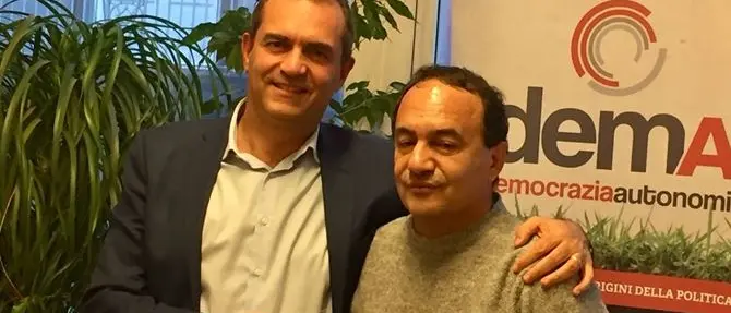 Caso Riace, Lucano: «Accetto con il cuore l'invito di De Magistris»