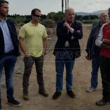 Il presidente Cia nelle aziende alluvionate del Lametino: «Chiederò un intervento del ministro»