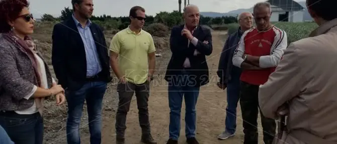 Il presidente Cia nelle aziende alluvionate del Lametino: «Chiederò un intervento del ministro»