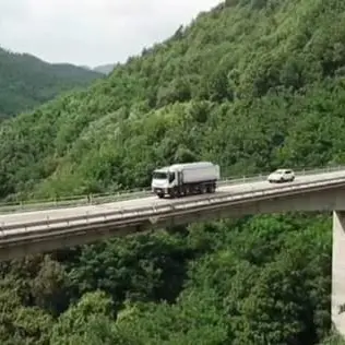 Ponte di San Fili, l'Anas rassicura ma non invia dati. Di Natale: «Ci prendono in giro»