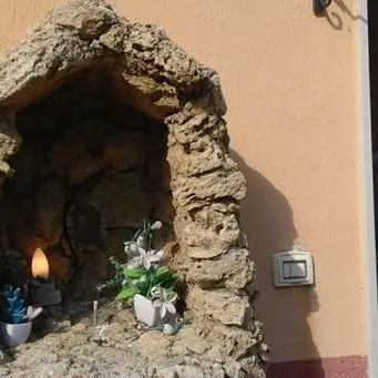 Crotone, sottratta dalla sede Unitalsi la statua della Madonna di Lourdes