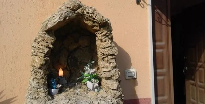 Crotone, sottratta dalla sede Unitalsi la statua della Madonna di Lourdes