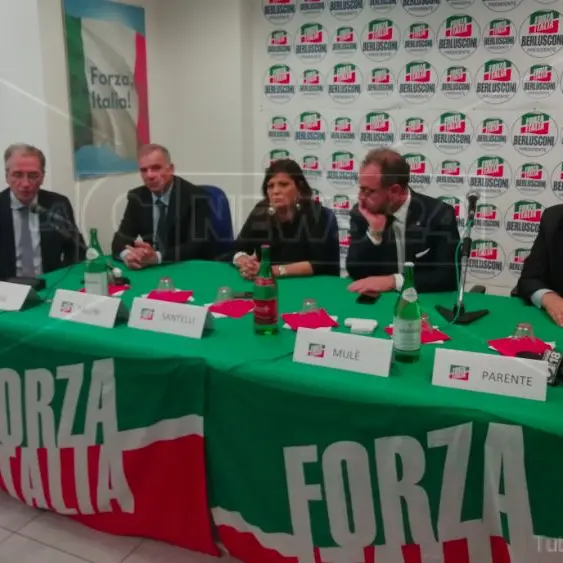 Catanzaro, Mulè inaugura la nuova sede provinciale di Forza Italia