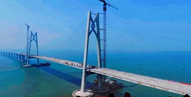 Da Hong Kong a Macao: inaugurato il ponte più lungo del mondo