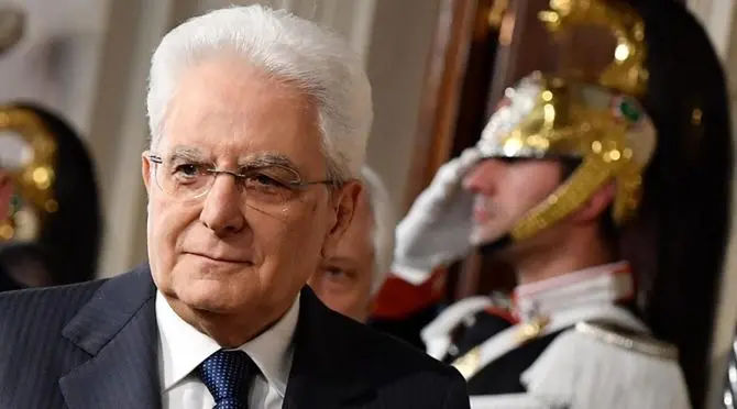 Sergio Mattarella firma il decreto fiscale