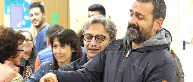 Mangialavori e Macrì conquistano Tropea e resuscitano la politica