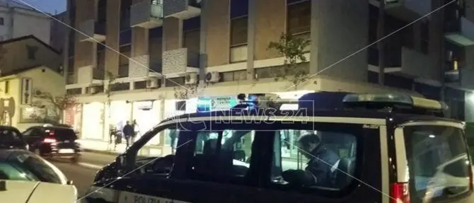 Cosenza, pedone investito in pieno centro