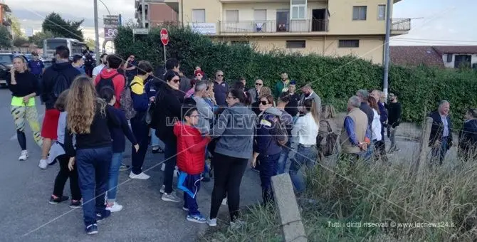 Strutture sportive chiuse a Lamezia, la protesta dei cittadini