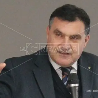 Rifiuti speciali sul lungomare di Paola, scatta la prescrizione: tutti prosciolti