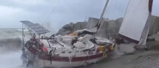 Naufragio a Catanzaro, si fa largo l'ipotesi dell'immigrazione clandestina