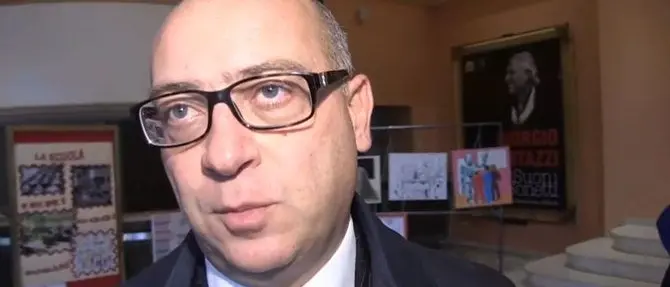 Ufficio scolastico di Cosenza nel caos, intervista al dirigente Luciano Greco