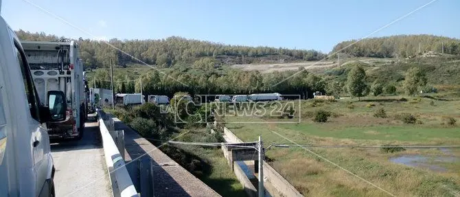 Caos rifiuti, paralizzata la raccolta differenziata a Catanzaro