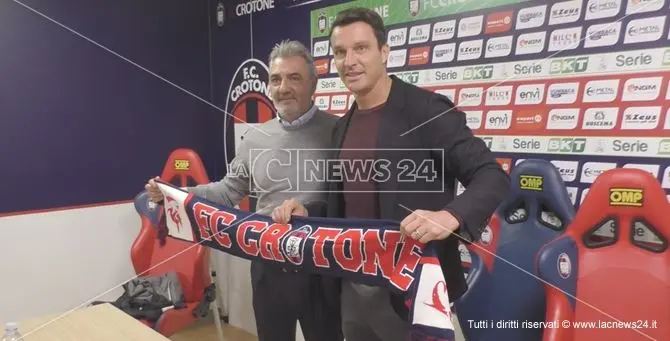 SERIE B | Crotone, il nuovo corso di mister Oddo: «Non dobbiamo sbagliare»