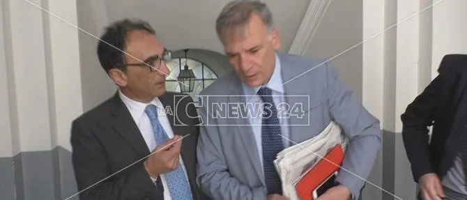 Provinciali a Catanzaro, Tallini alza il tiro e parla di imboscata ad Abramo