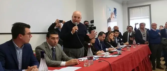 Lsu e Lpu esasperati dal precariato attaccano la politica: «Presi in giro»