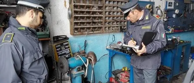 Carrozzeria abusiva, scatta il sequestro a Spilinga