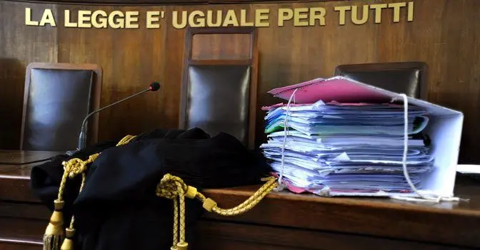 Morì dopo una coltellata, pena ridotta per la fidanzata