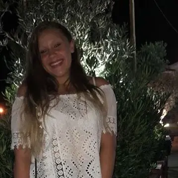 Cerisano in lacrime per la morte di Barbara, proclamato il lutto cittadino