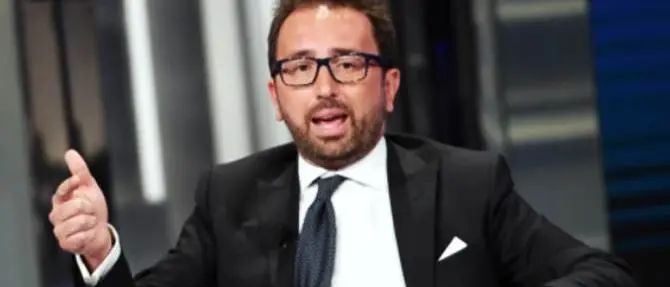 Prescrizione, c’è l’accordo. Il ministro Bonafede: «In vigore tra un anno»