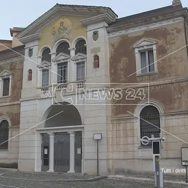 Biblioteca civica di Cosenza, per i dipendenti verso una soluzione delle vertenze