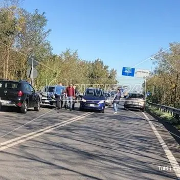Tamponamento sulla statale 107 a Rende, traffico bloccato