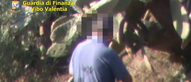 Scoperto falso cieco nel Vibonese, denunciati anche due medici