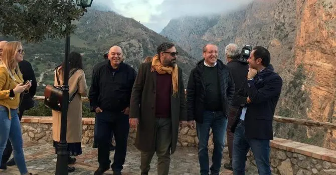 Brunori Sas in visita al Raganello: «Qui per non dimenticare Civita»