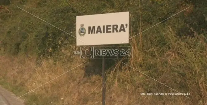 Comune di Maierà, decine di studenti in un edificio giudicato inagibile