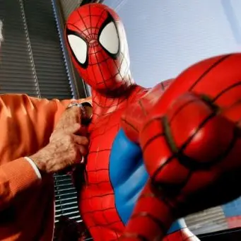 Morto Stan Lee, il papà di Spiderman e i Fantastici 4