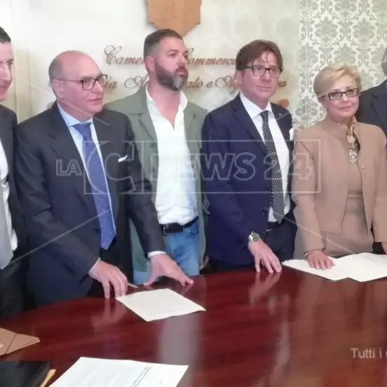 Le attività commerciali tornano nel centro storico di Catanzaro, siglato un accordo