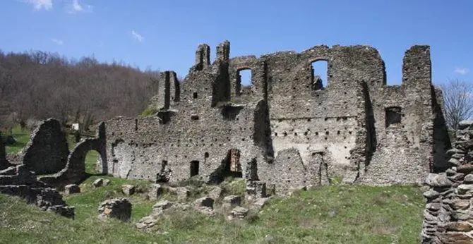 Beni culturali, Parentela: «Recuperare l'abbazia di Corazzo»