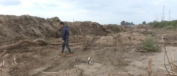 Lamezia, interrotti i lavori sul torrente Turrina: gli agricoltori insorgono