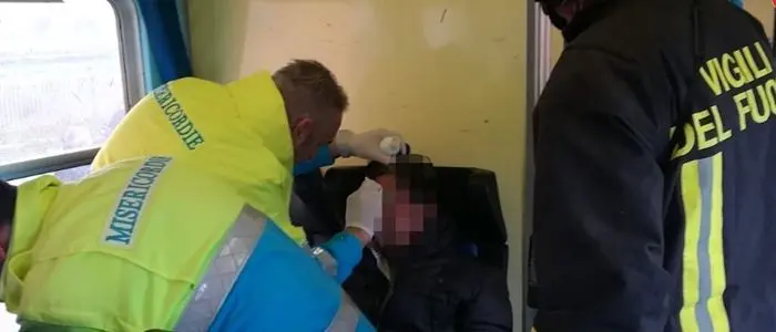 Tromba d'aria colpisce treno. Paura a Roccabernarda: diversi feriti