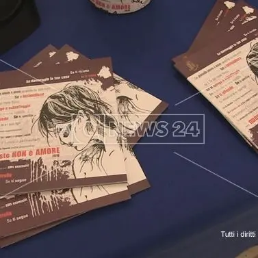 Cosenza, l'impegno della Polizia di Stato contro la violenza di genere