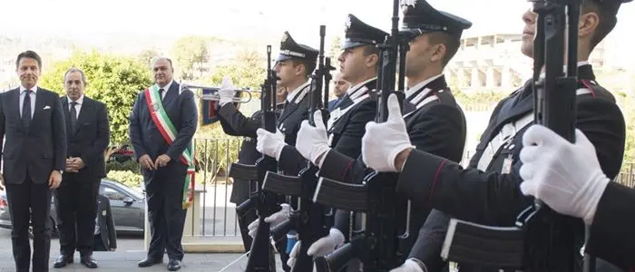 Il premier Conte in Calabria senza soluzioni. Allora bastava un biglietto d’auguri per Natale