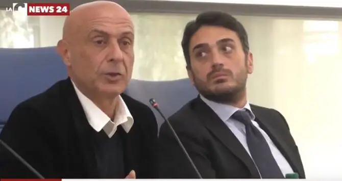 Minniti a Reggio: molto apparato e poca politica