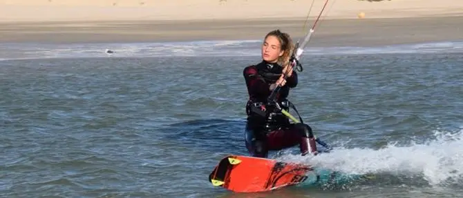 Bella e vincente: la stella calabrese del kitesurf punta alle Olimpiadi