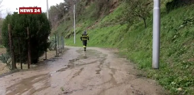 La Calabria nella morsa del maltempo. A Cosenza famiglie evacuate