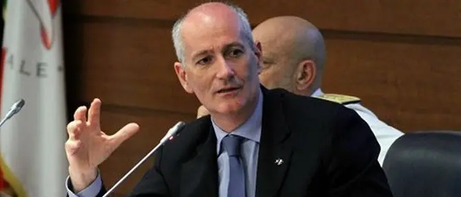 Gabrielli a Vibo per l'intitolazione di un'aula ad Antonio Montinaro