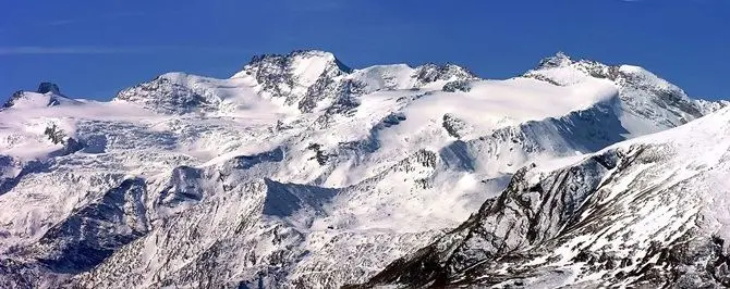 Allarme massiccio Gran Paradiso: sciolti 130 metri di ghiaccio