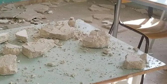 Terremoto nel Cosentino, in una scuola di Luzzi cadono calcinacci