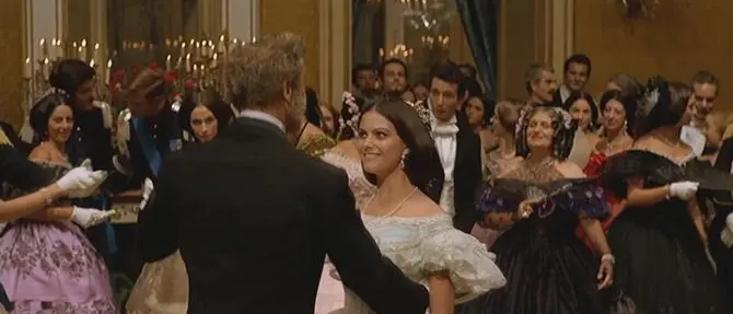 Cosenza, il valzer di Angelica rivive in un'iniziativa dedicata al wedding