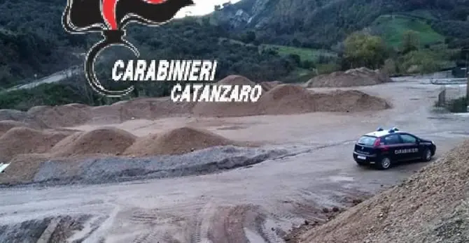 Sequestrata area di 20mila mq nel Catanzarese