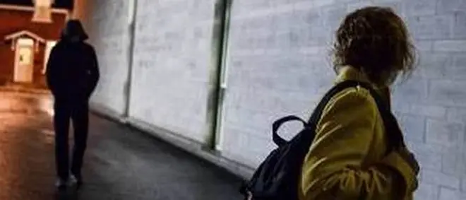 Cosenza, minaccia e maltratta l'ex convivente: stalker ai domiciliari