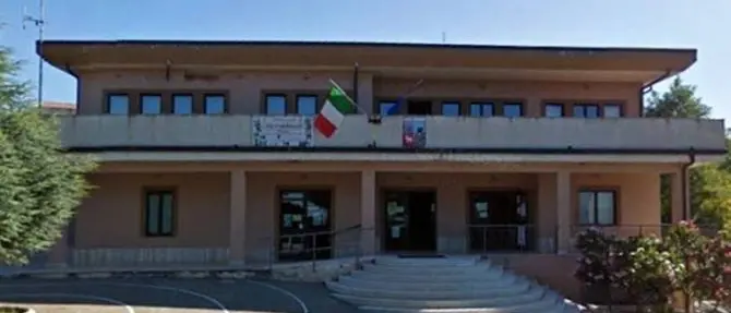 'Ndrangheta: il figlio è indagato, consigliere comunale si dimette